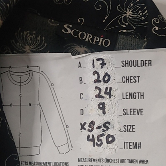 🔴$10 add on. SCORPIO women's short sleeve shirt, size xs -small black/white. - Picture 2 of 5